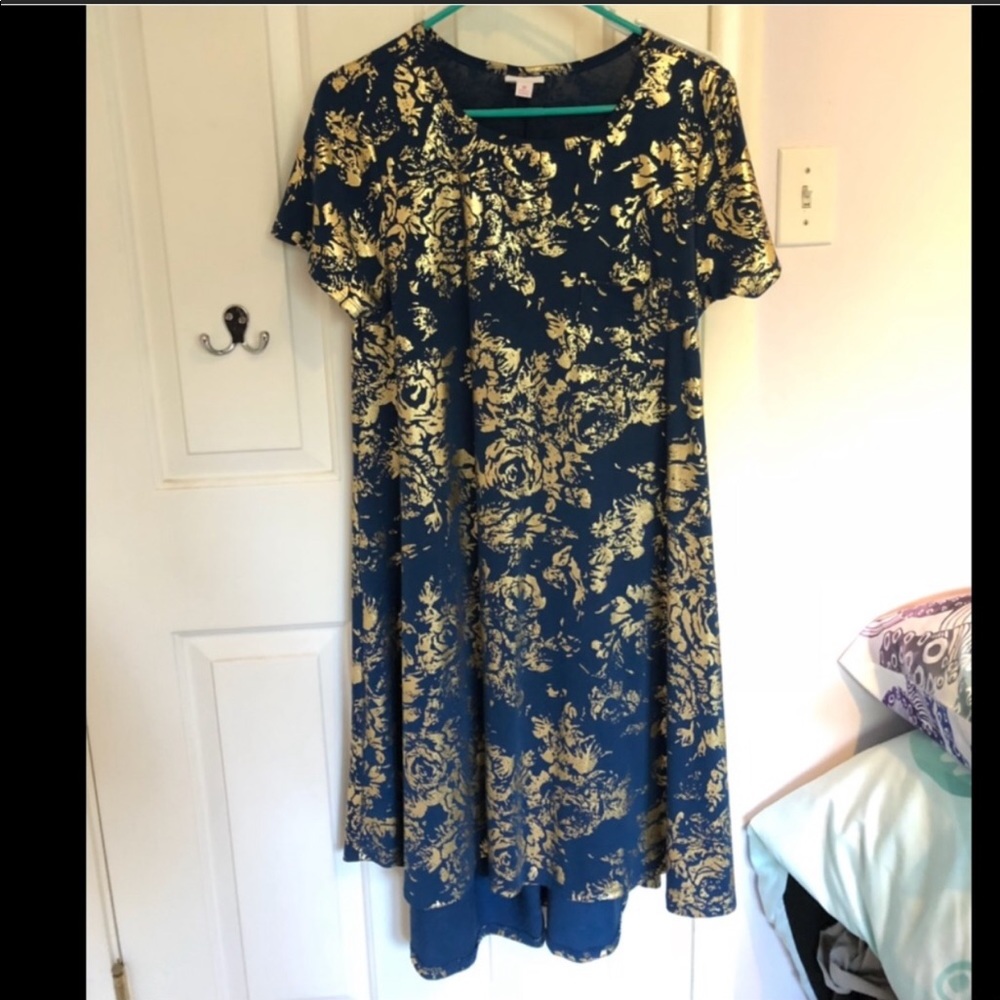 Lularoe Carly